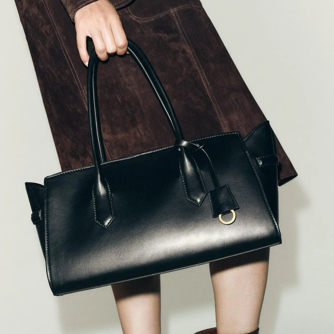 Interior Design Style - Bolso de mano con asa superior